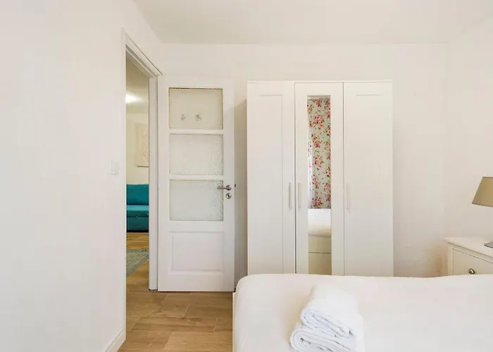 Apartman Guestready - Serene Getaway In Campanha Porto